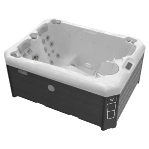 Manhattan Life Hot Tub